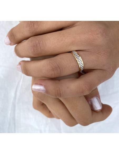 Alianza de Matrimonio en Oro 18k Bicolor Tallada