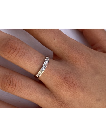 Anillo de Oro Blanco 18k con Diamantes Trapecios
