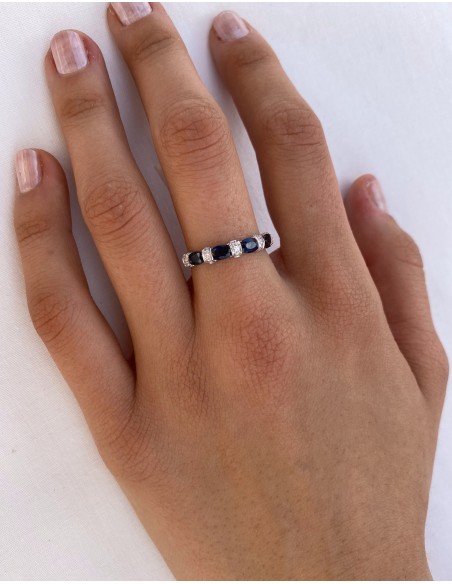 Anillo de Diamantes y Zafiros Naturales en Oro 18k