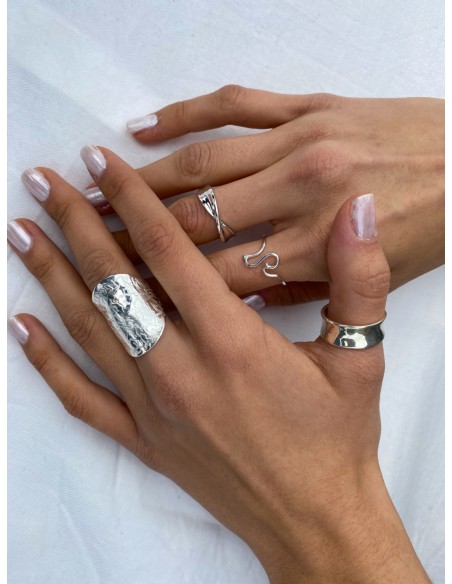 Anillo de Plata Curvo