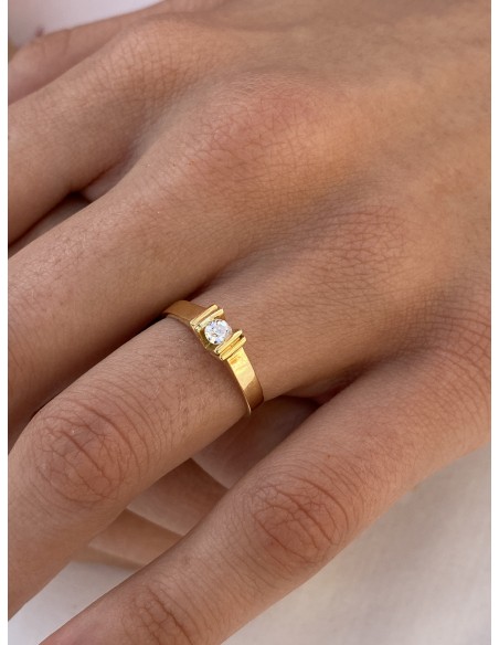 Anillo Solitario de Oro Amarillo 18k