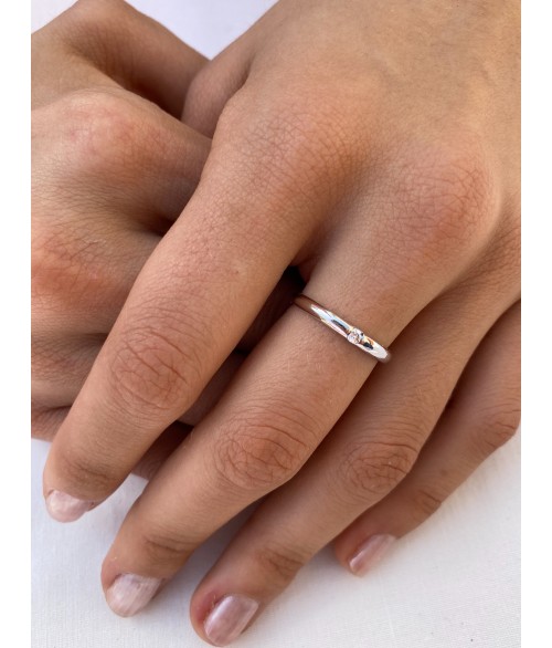 Anillo de Oro Blanco 18k con Diamante...