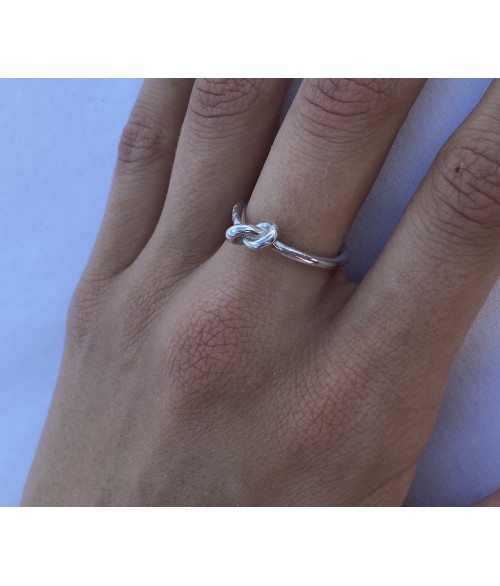 Anillo Nudo en Plata 1ª Ley Ajustable