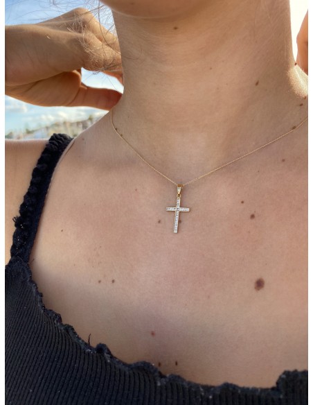 Cruz de Oro 18k con Circonitas