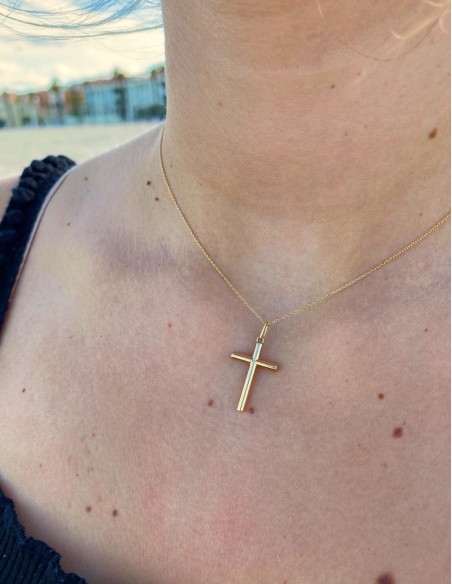 Cruz de Oro 18k Tubo