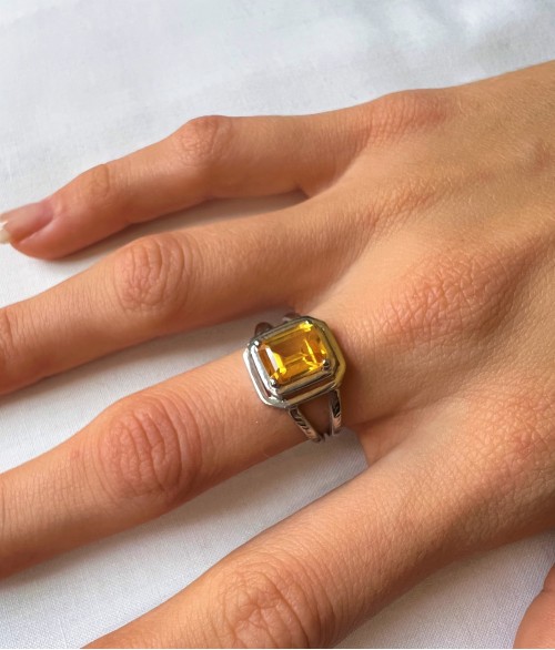 Anillo de Plata Topacio