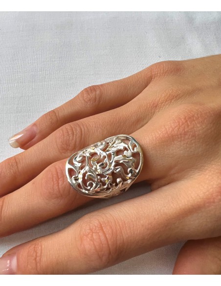 Anillo de Plata Calado con Hojas