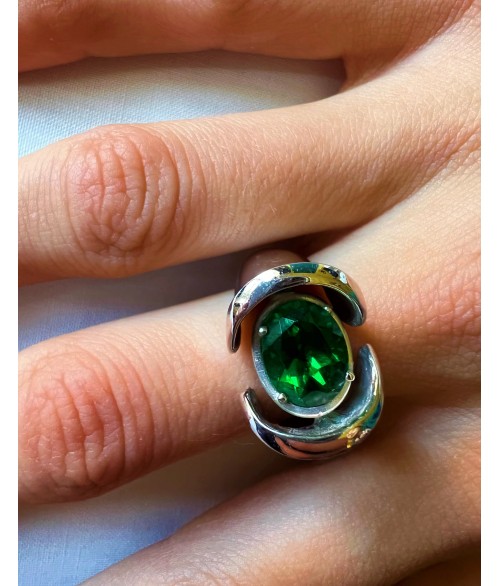 Anillo de Plata con Esmeralda