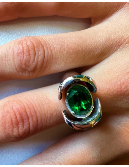 Anillo de Plata con Esmeralda