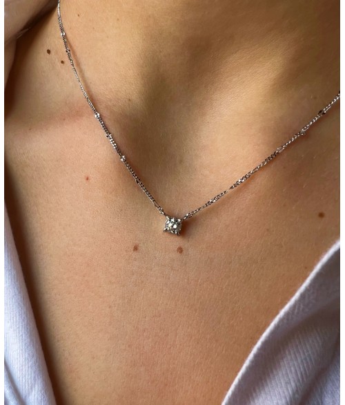 Colgante en Oro Blanco 18k con...