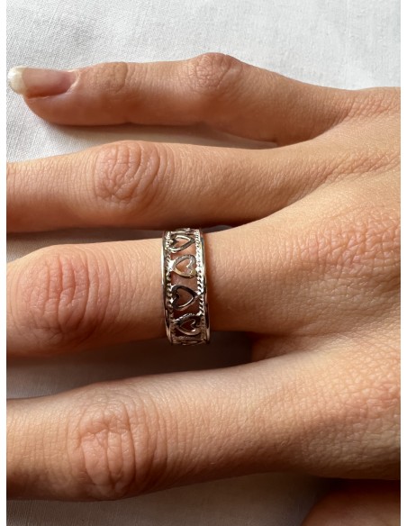 Anillo de Plata con Corazones