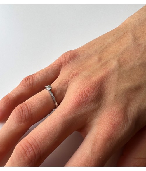 Anillo de Oro Blanco 18k con...