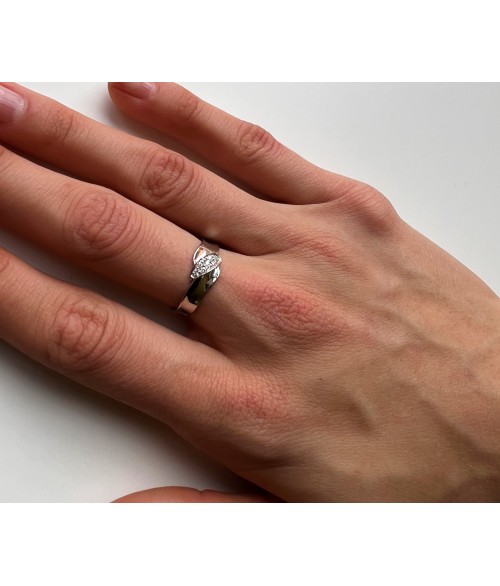 Anillo Lazo de Oro Blanco 18k con...