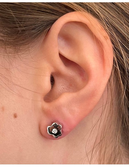Pendientes Flor con Diamante en Oro Blanco 18k