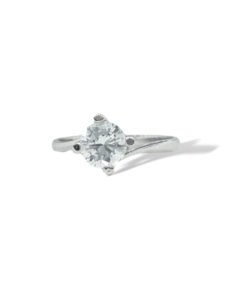 Anillo Solitario con Diamante Reginae en Oro Blanco 18k