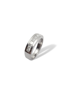 Anillo con Diamantes Carré...