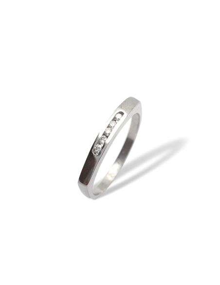 Anillo de Oro Blanco 18k con Linea de Diamantes