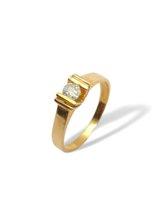 Anillo Solitario de Oro...